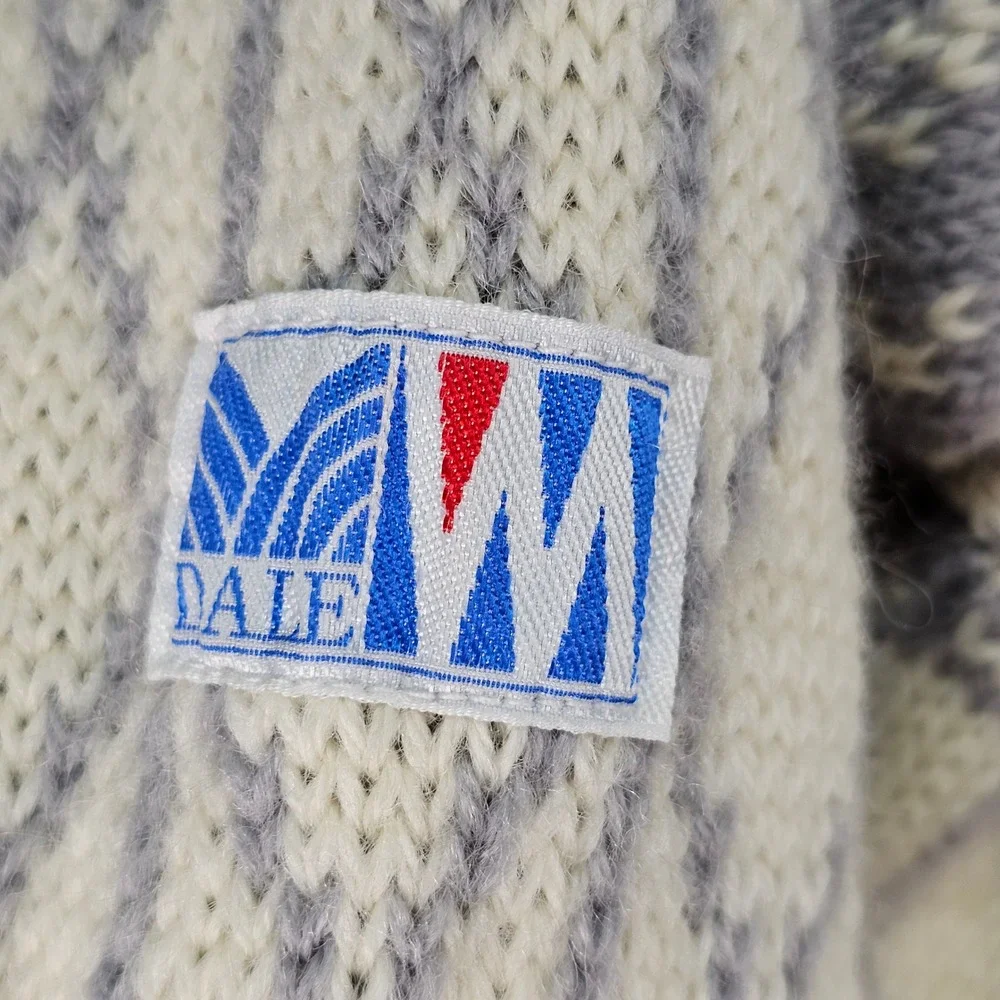 Vtg Dale of Norway Fair Isle Sweater, Ivory Gray, Wool, L - 44, ❗️FLAWED❗️